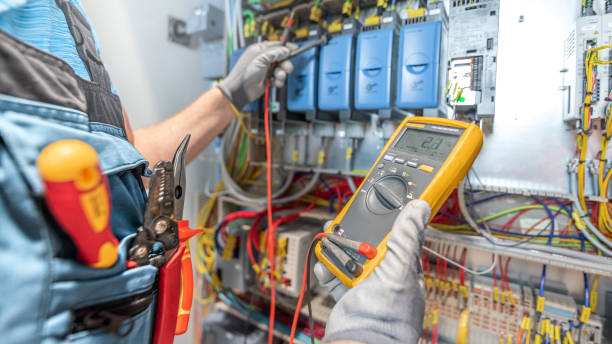 Best Local Electrician Companies  in San Saba, TX